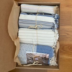 Oddbird limited edition towel set BRAND NEW